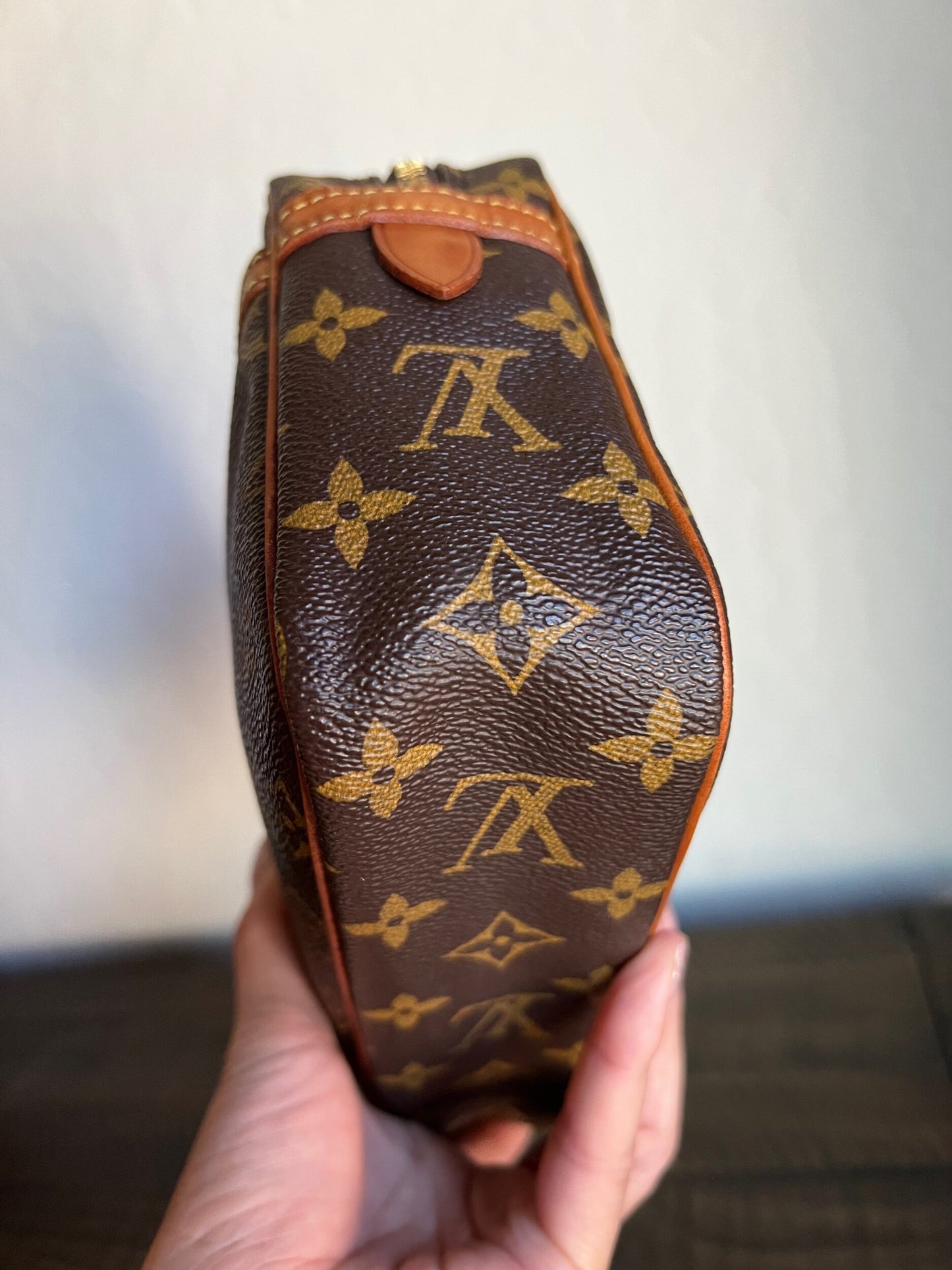 Compiegne 23 Monogram Pochette