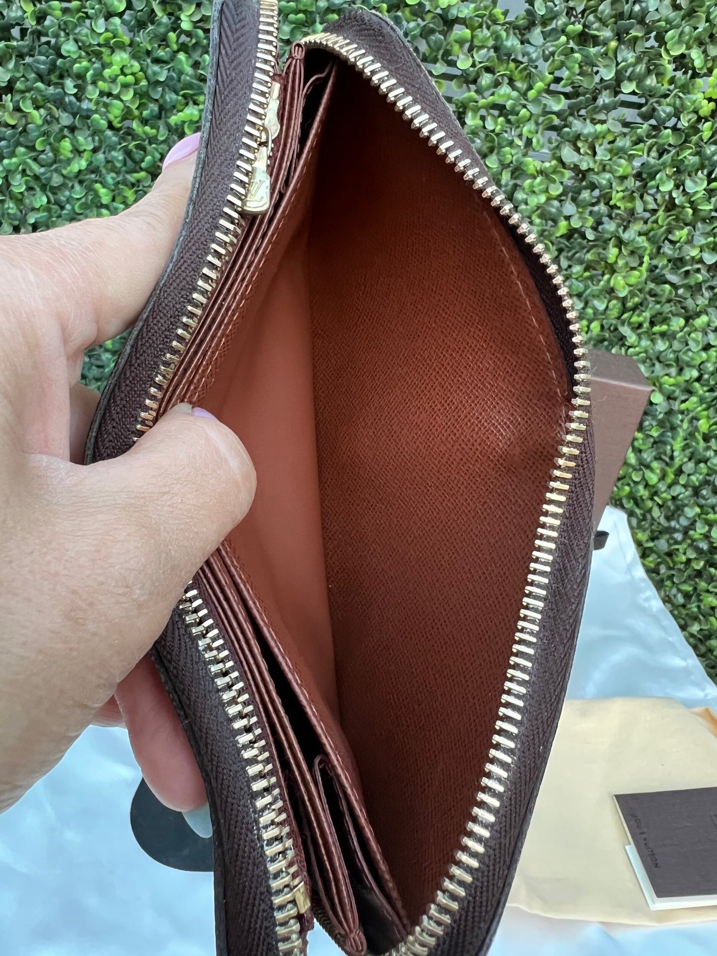 Authentic Preowned Louis Vuitton Limited Edition Stephen Sprouse Roses Zippy Wallet