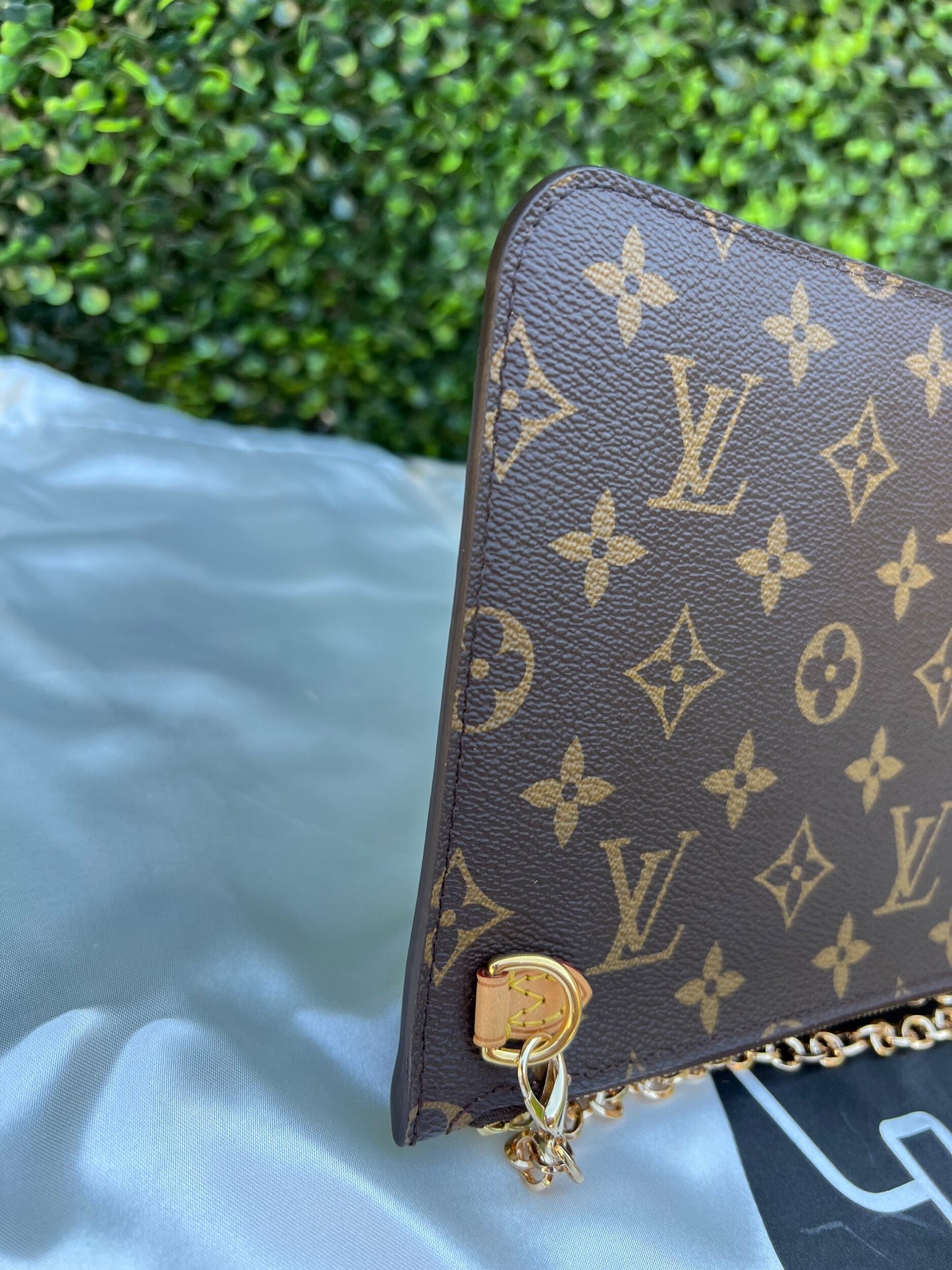 Authentic Preowned LV Neverfull GM Pochette in Fuchsia with Conversion Kit