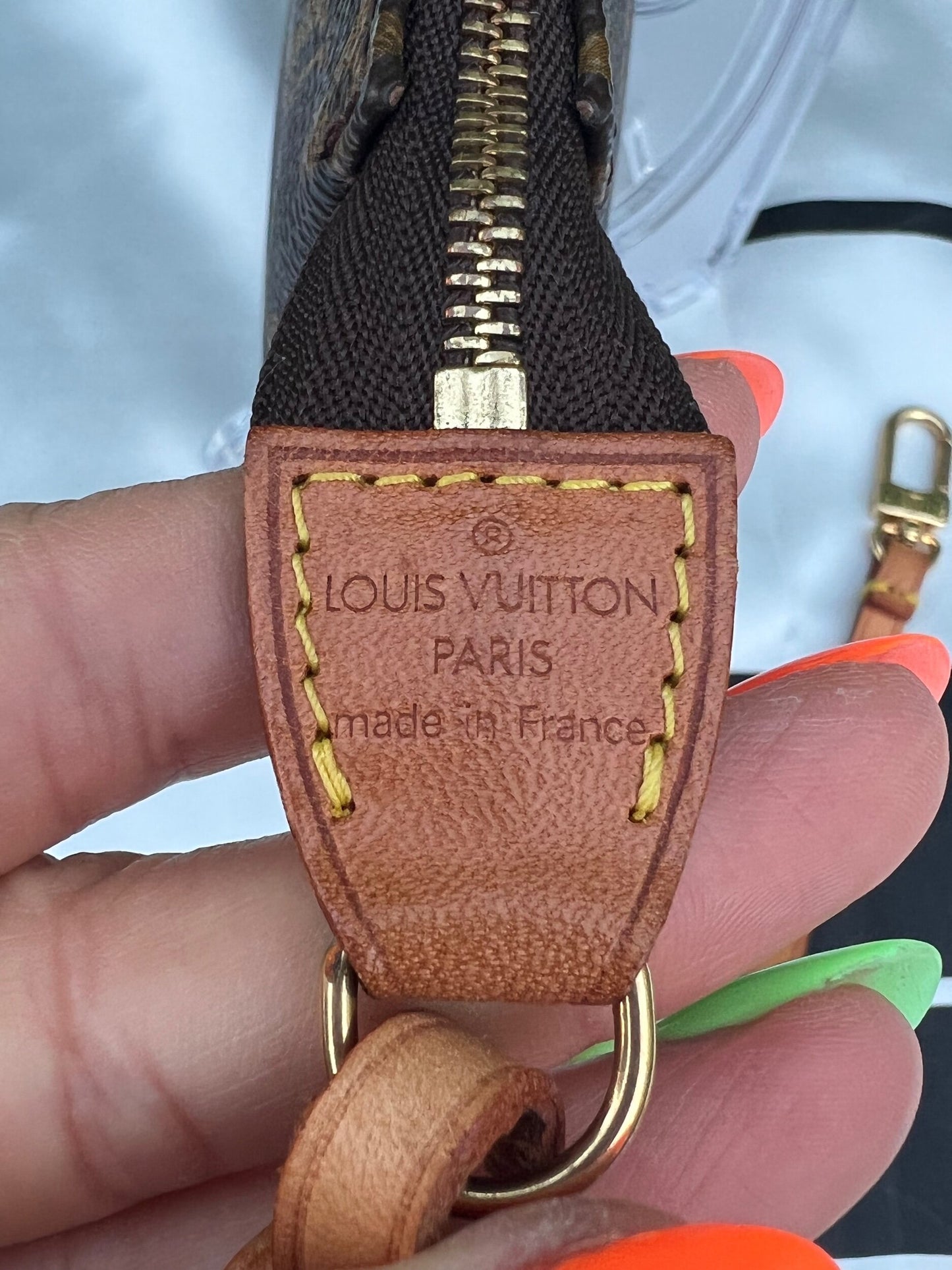 Authentic Preowned LV Pochette Accessories Old Model