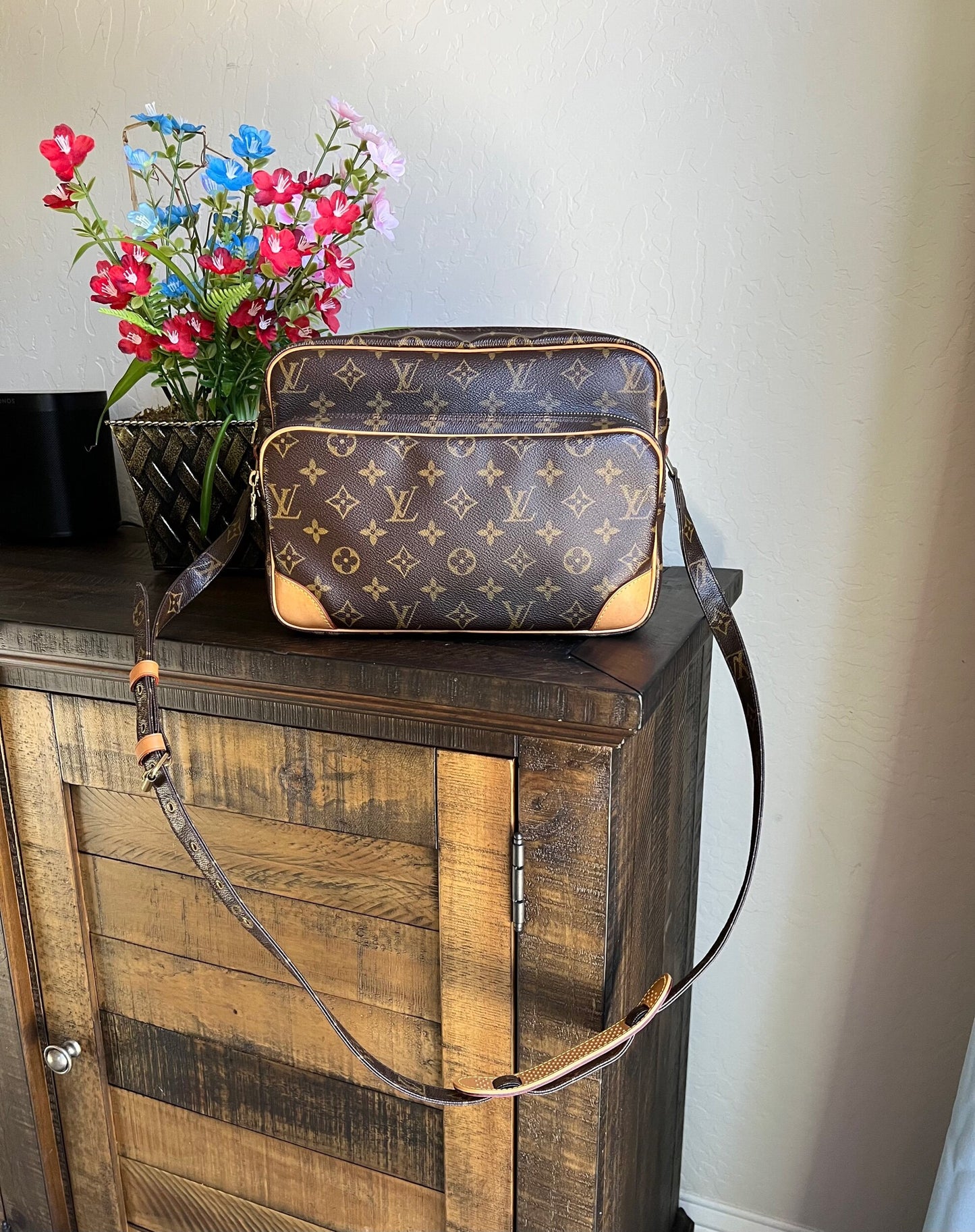 Nile Crossbody Bag Monogram Canvas