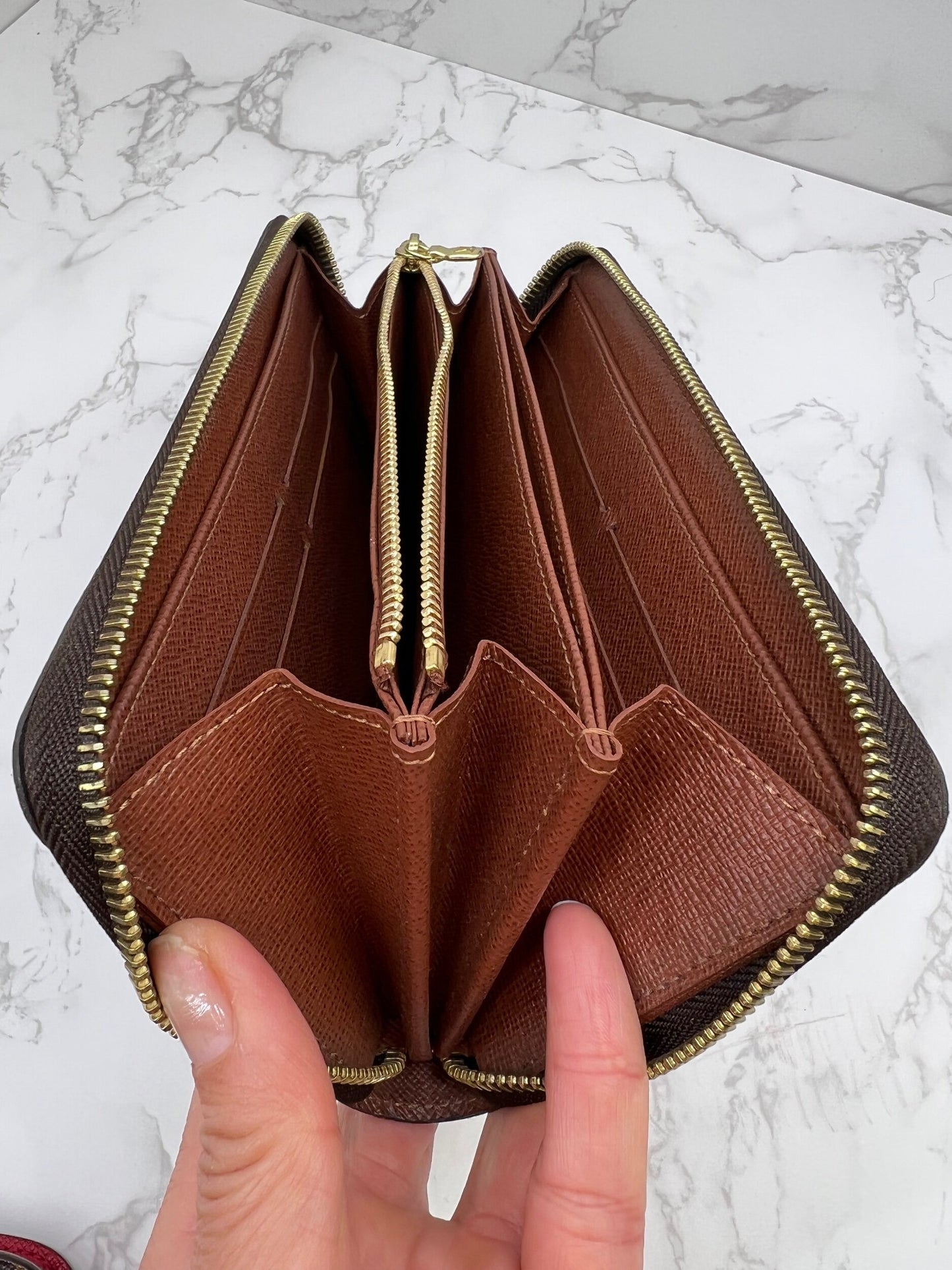 Zippy Wallet Monogram Canvas Brown