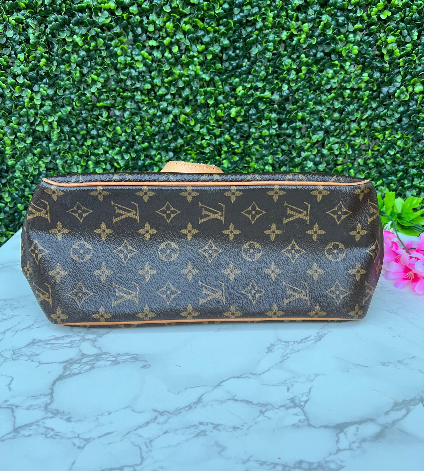 Batignolles Vertical Monogram Canvas Bag