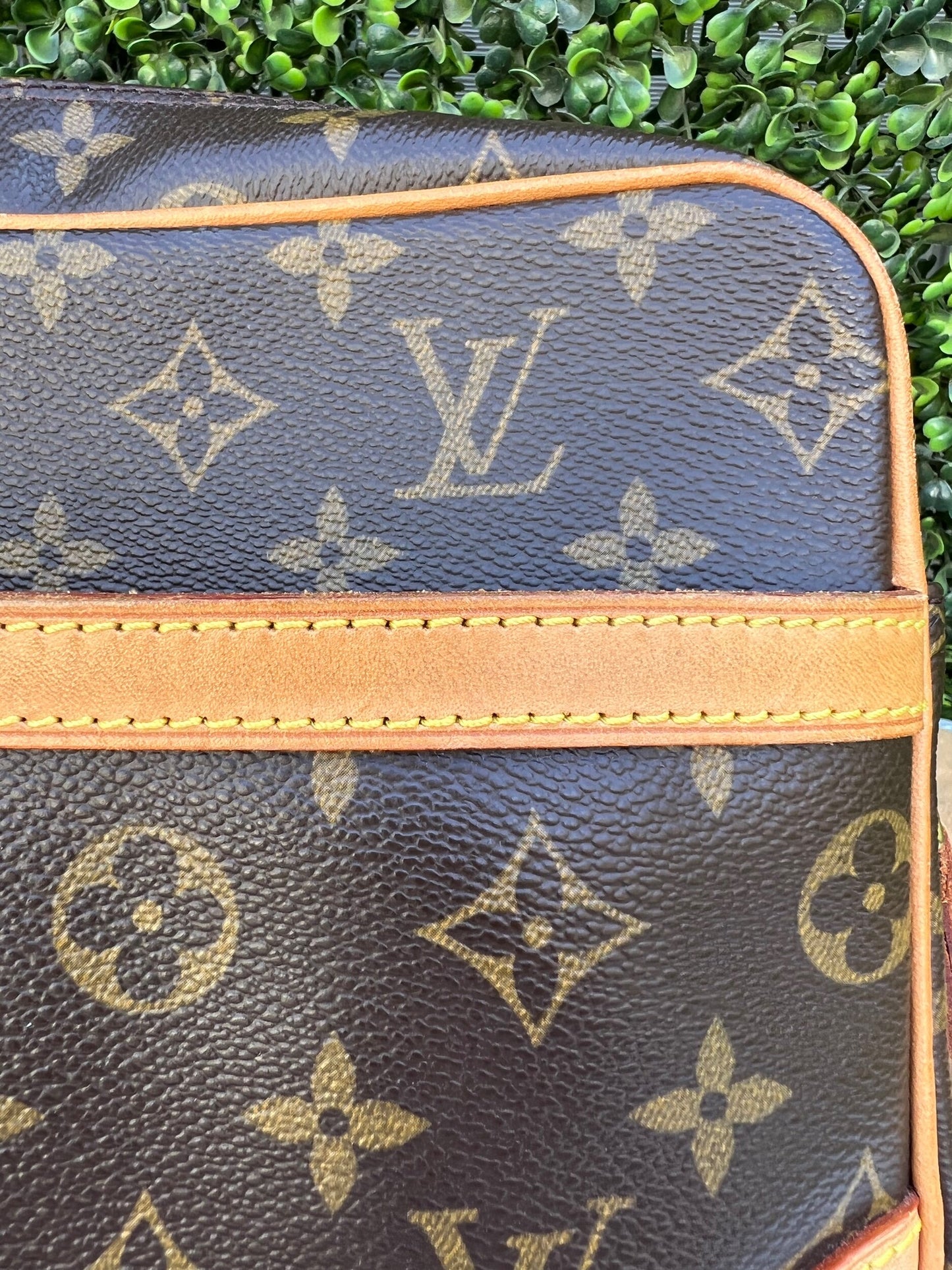 Authentic Preowned Louis Vuitton Trocadero 27 Bag