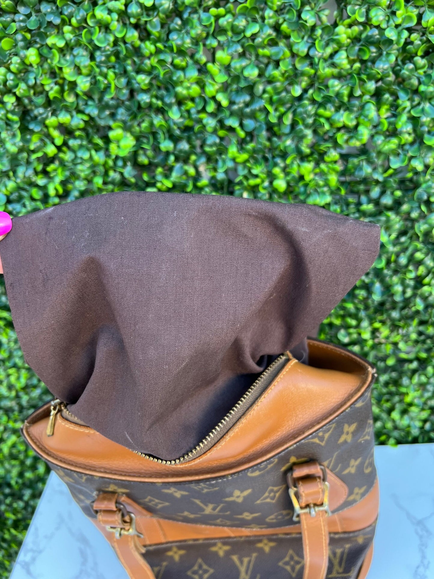 French Company Bucket Bag