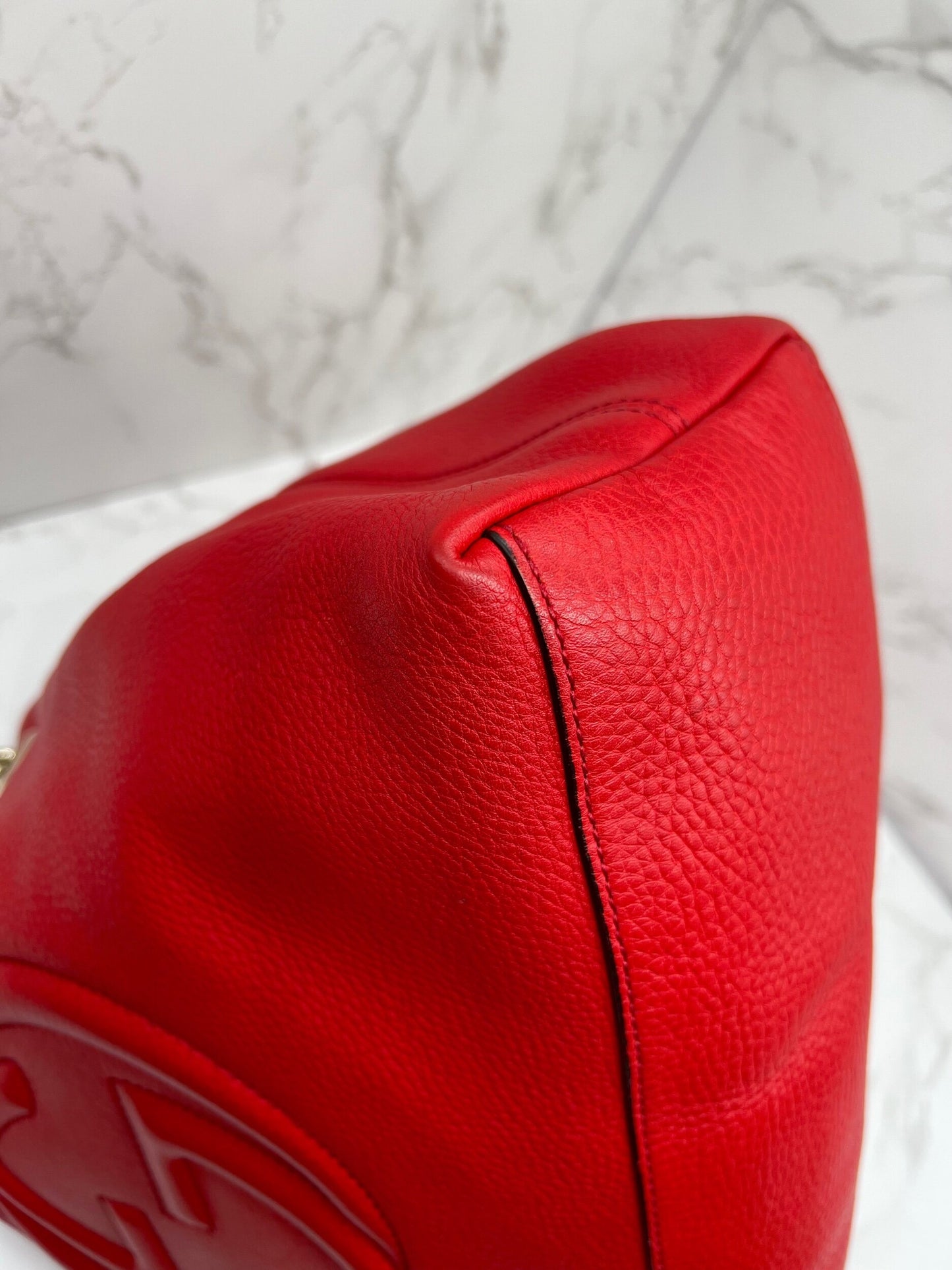 GG Medium Soho Double Chain Pebbled Leather Red