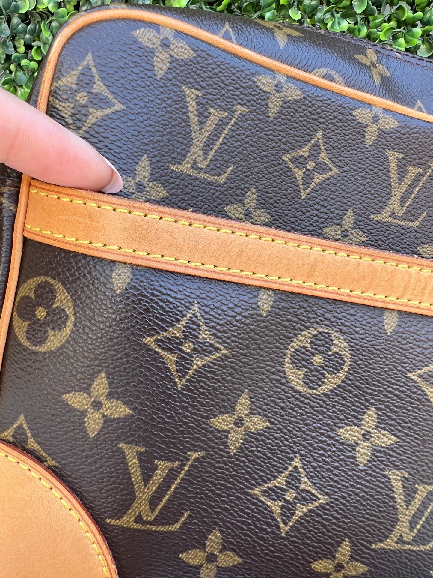 Authentic Preowned Louis Vuitton Trocadero 27 Bag