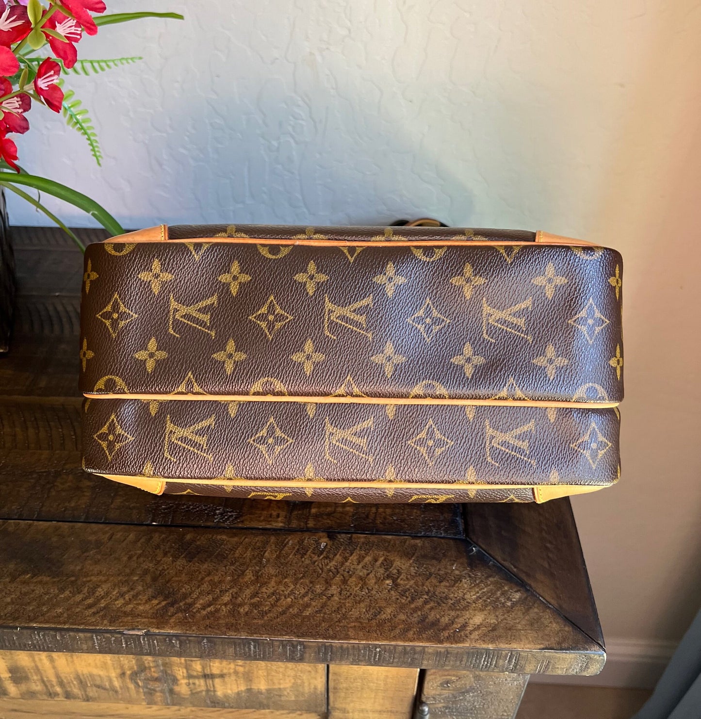 Nile Crossbody Bag Monogram Canvas