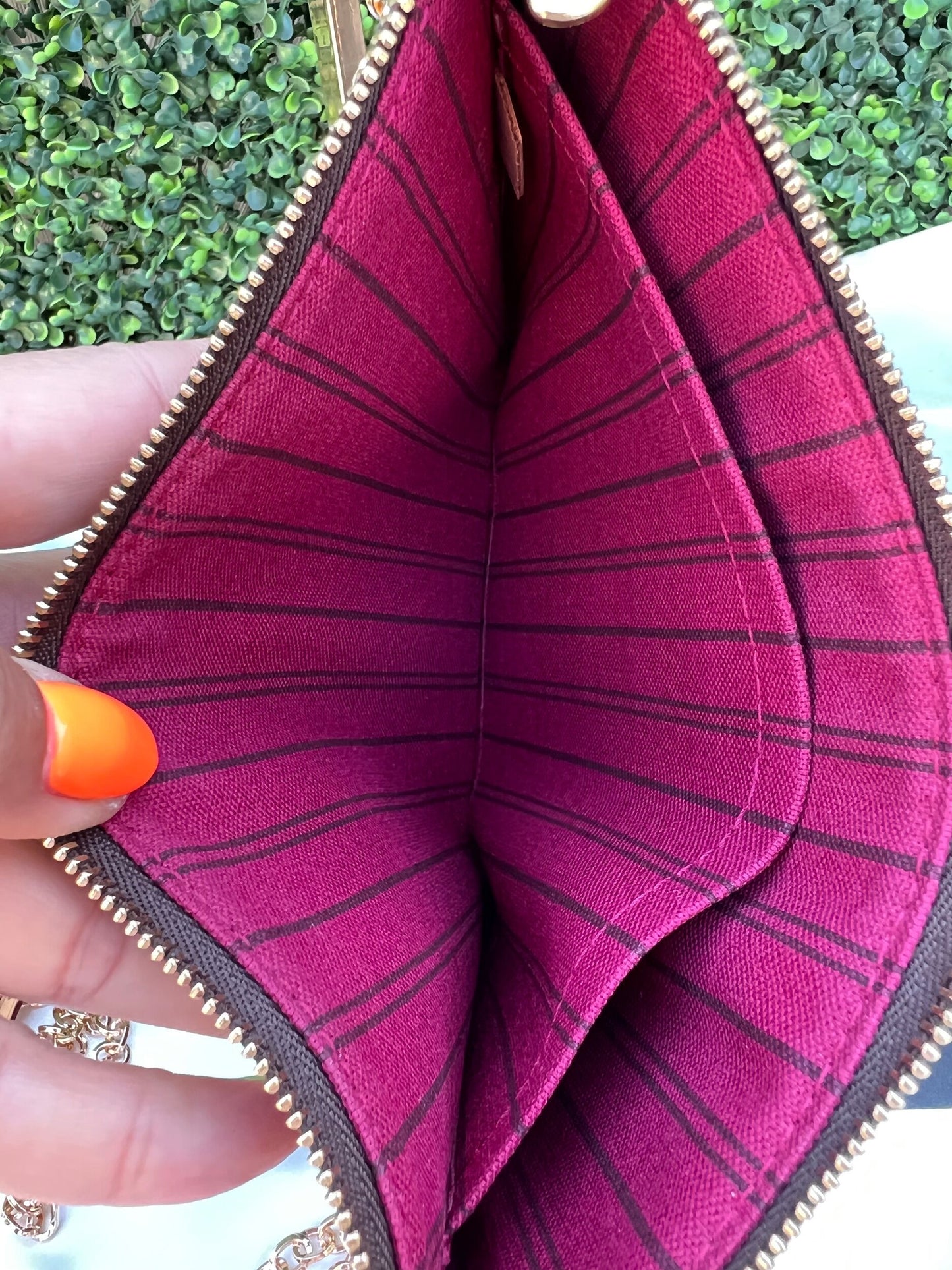 Authentic Preowned LV Neverfull GM Pochette in Fuchsia with Conversion Kit