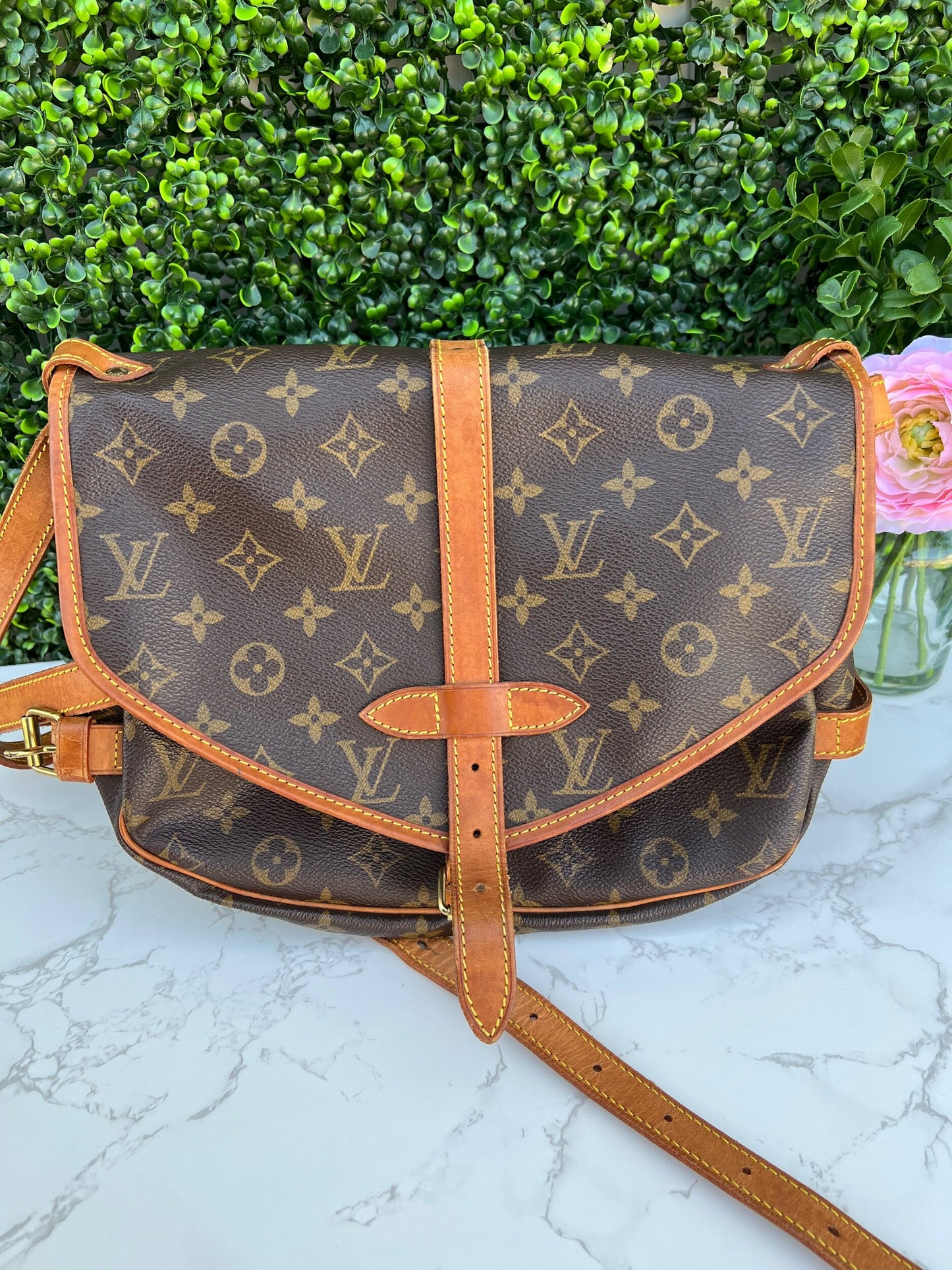 Saumur 30 Messenger Crossbody Bag