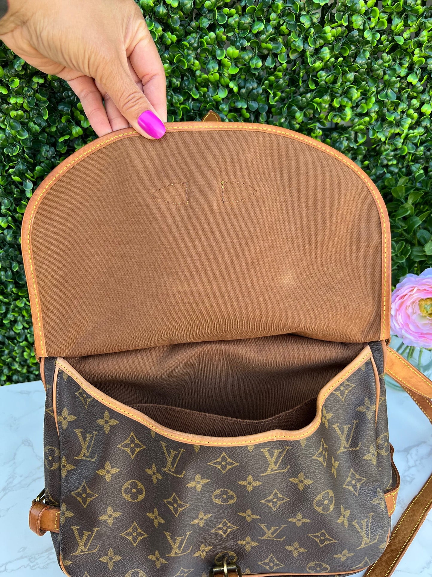 Saumur 30 Messenger Crossbody Bag