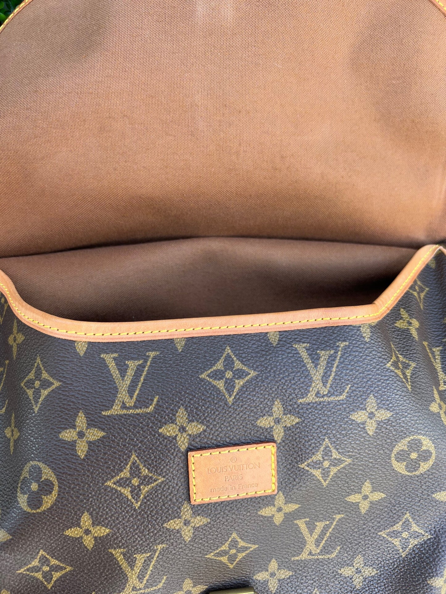 Saumur 30 Messenger Crossbody Bag