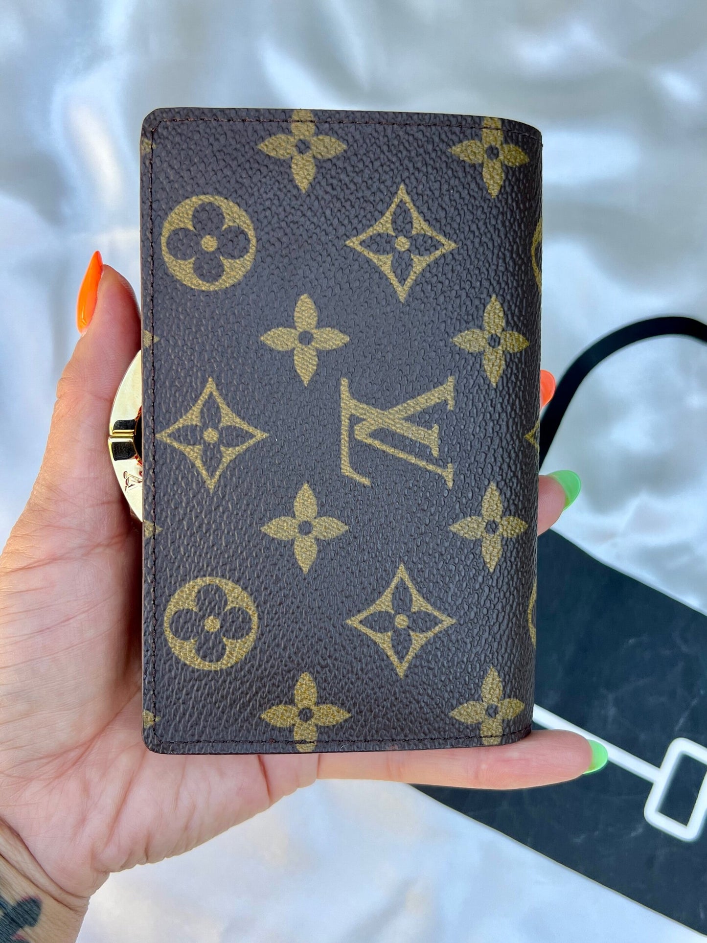 Authentic Preowned Louis Vuitton French Kisslock Monogram Canvas Wallet