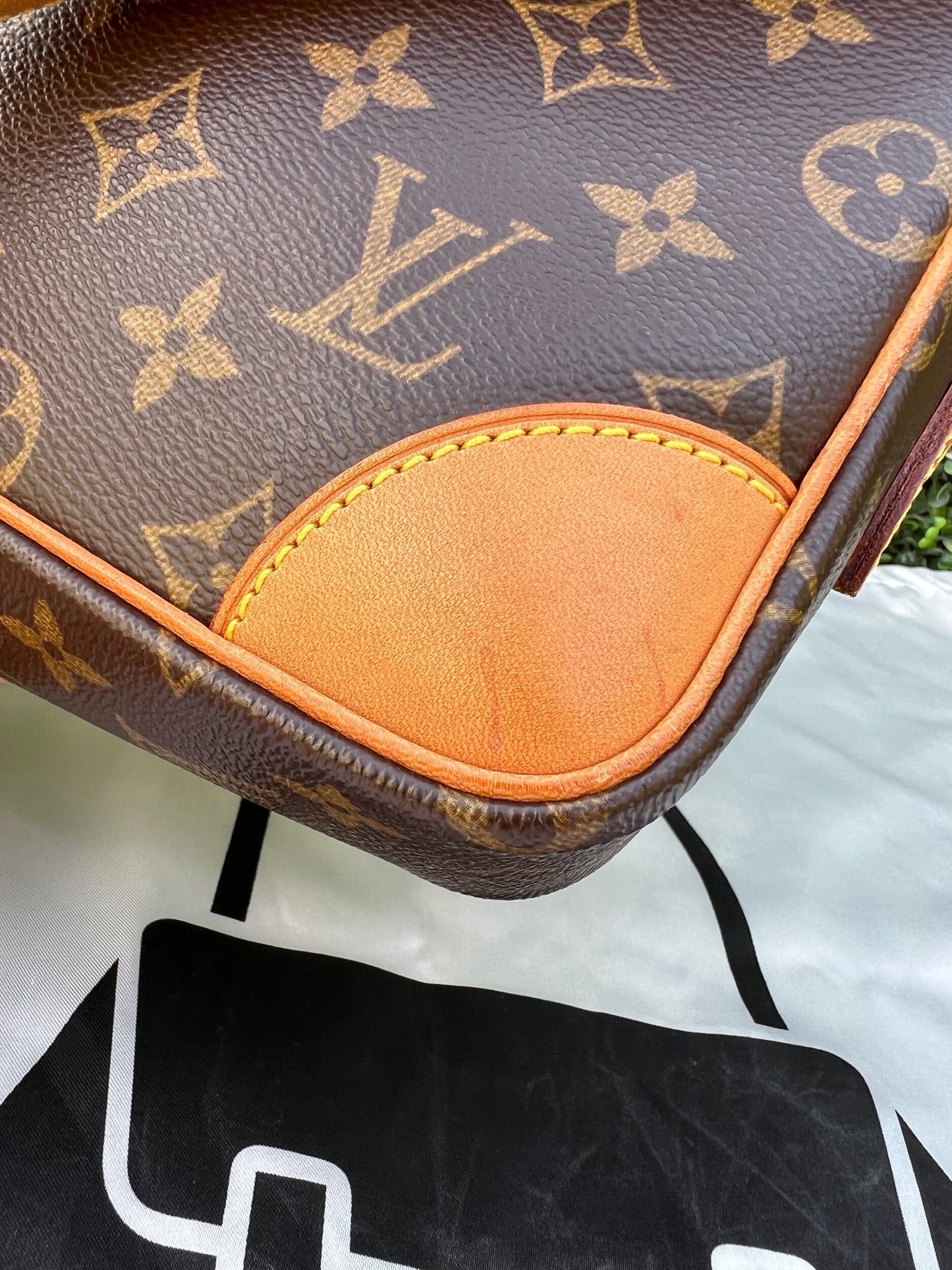 Authentic Preowned Louis Vuitton Trocadero 27 Bag