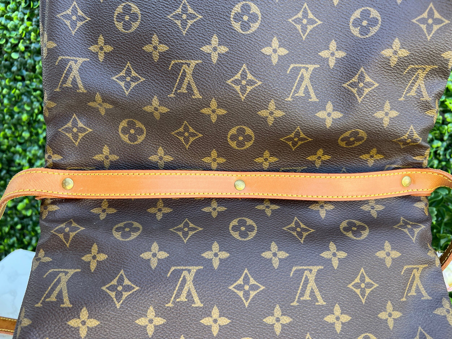 Saumur 30 Messenger Crossbody Bag