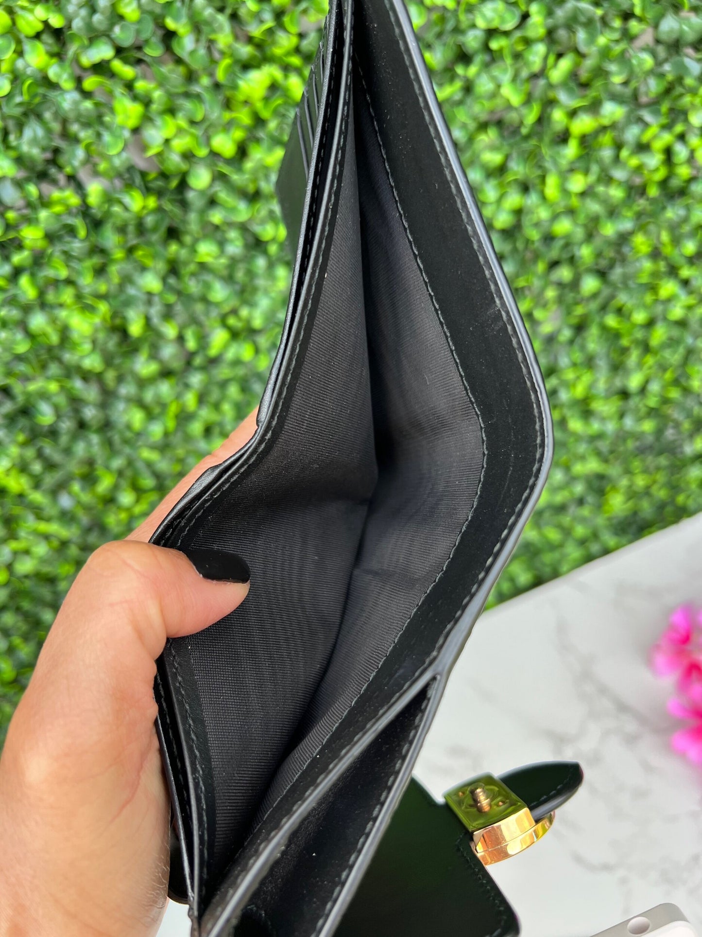 GG Black Leather French Compact Wallet