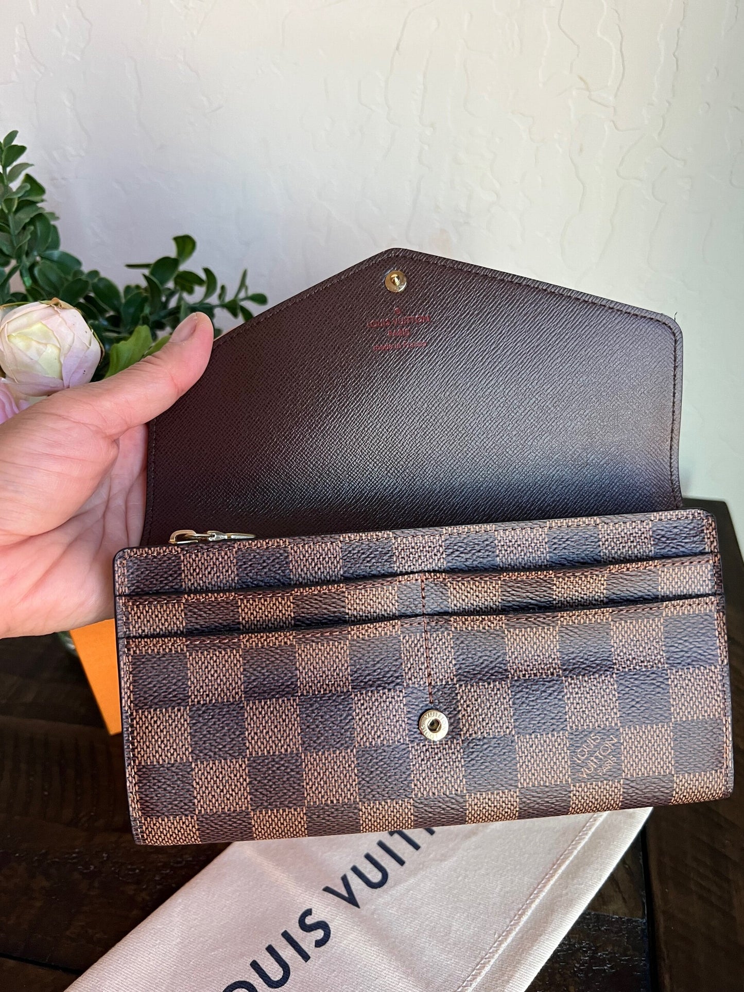 Sarah Wallet Damier Ebene Canvas