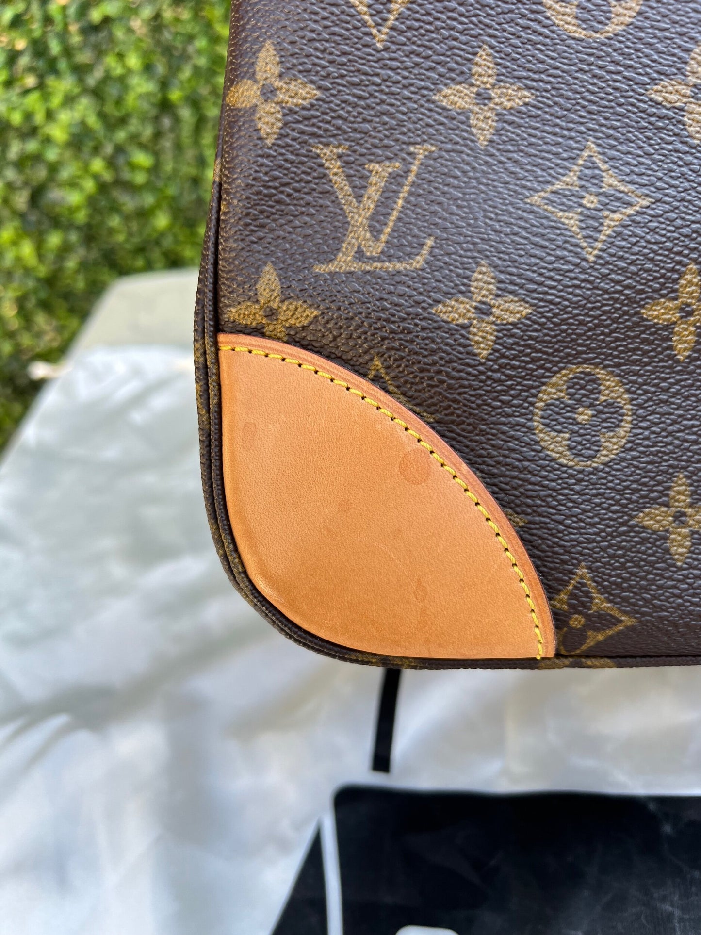 Boulogne 30 Monogram Shoulder Bag