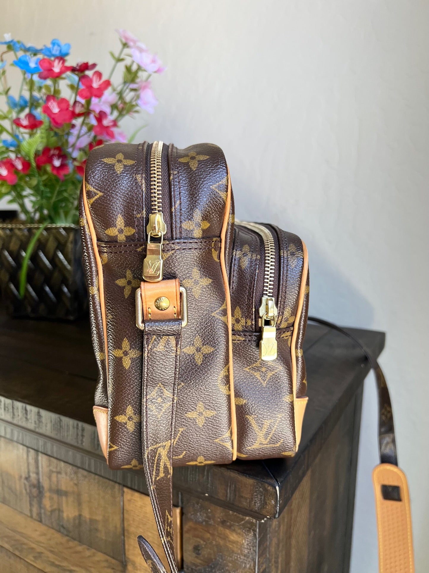 Nile Crossbody Bag Monogram Canvas