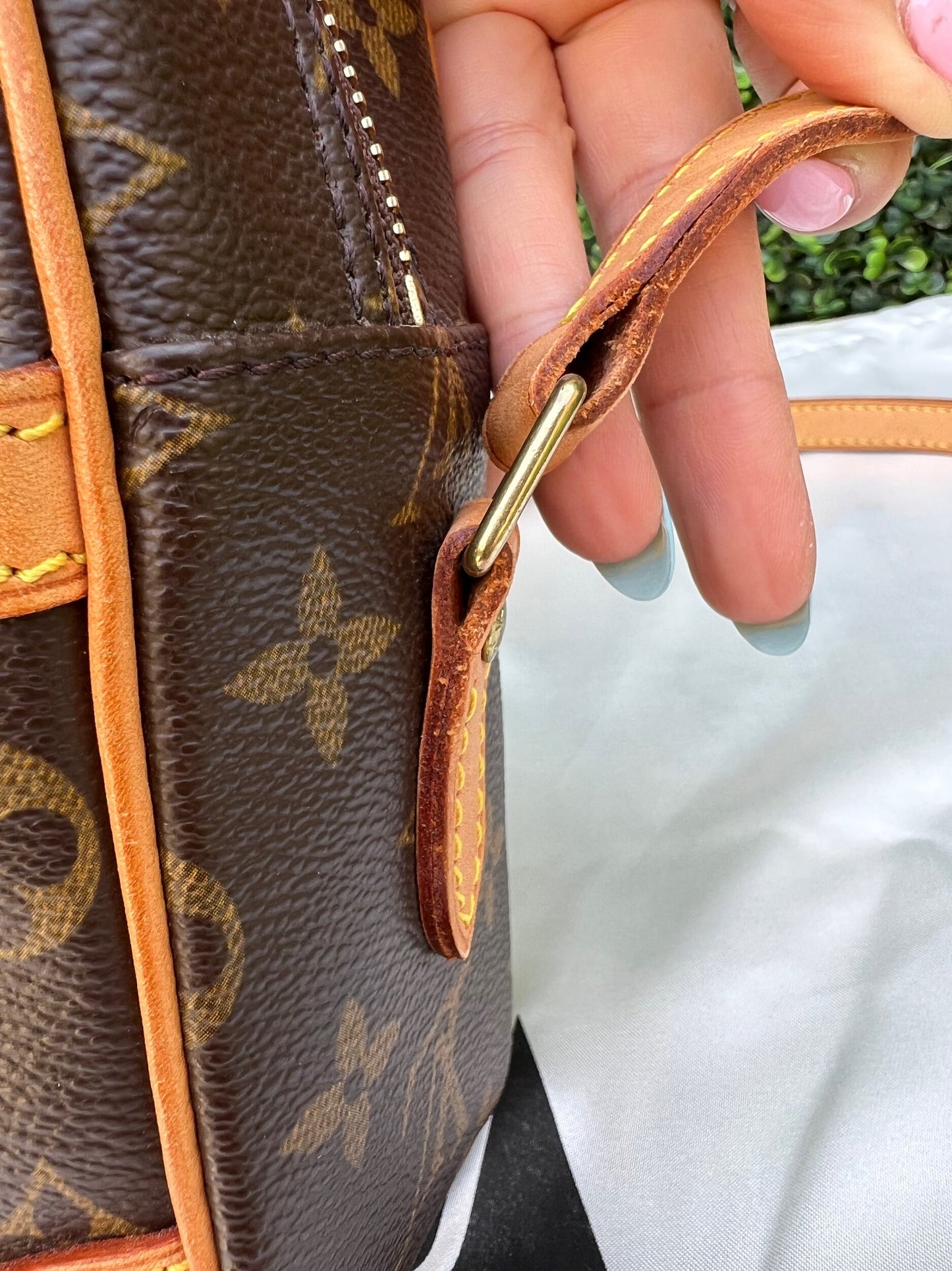 Authentic Preowned Louis Vuitton Trocadero 27 Bag