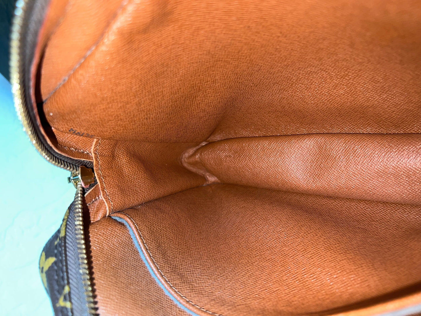 Compiegne 23 Monogram Pochette