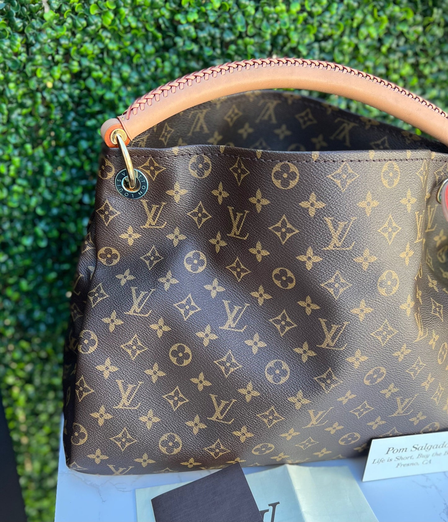 Artsy MM Monogram