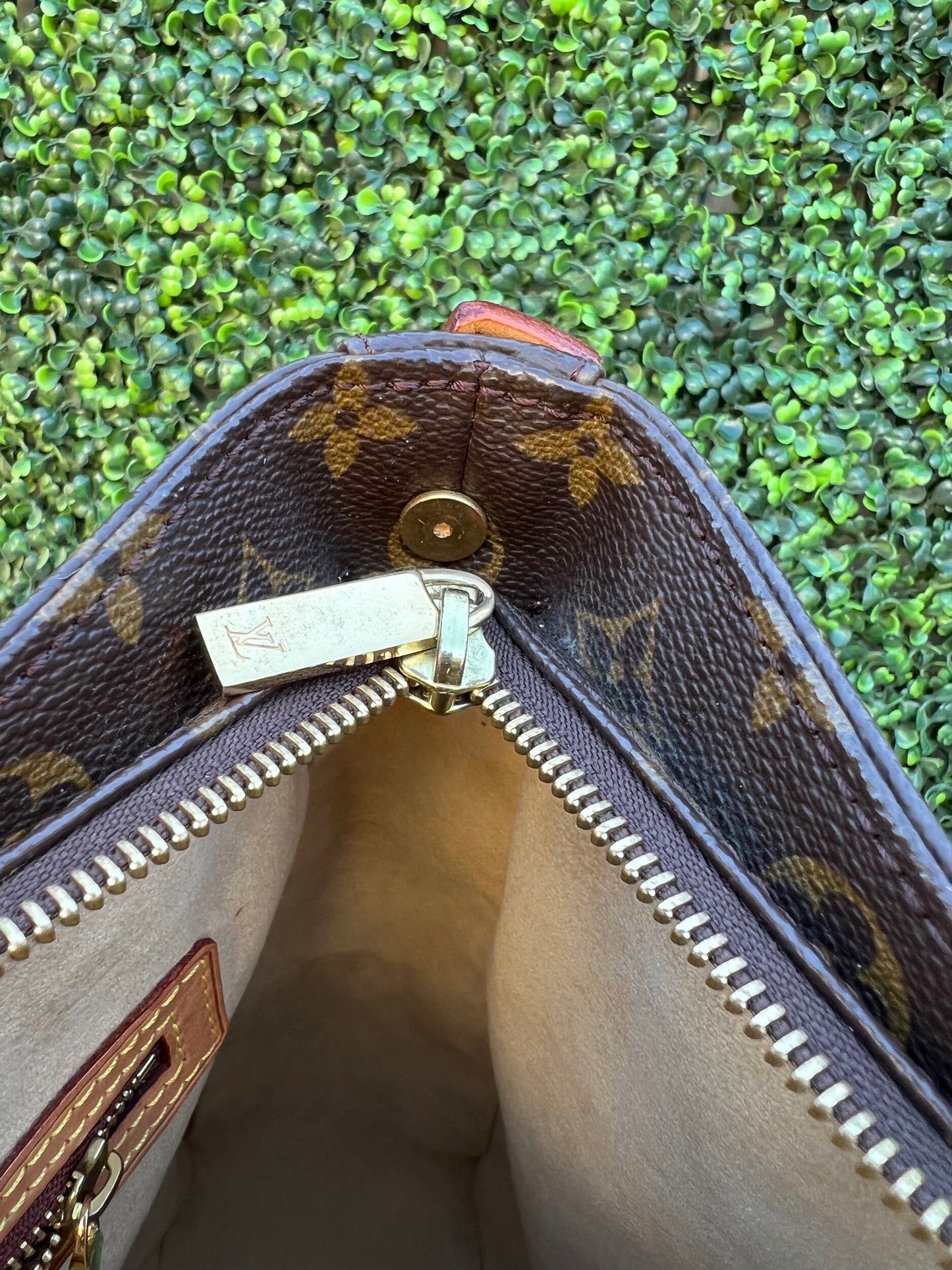 Authentic Preowned LV Monogram Looping GM