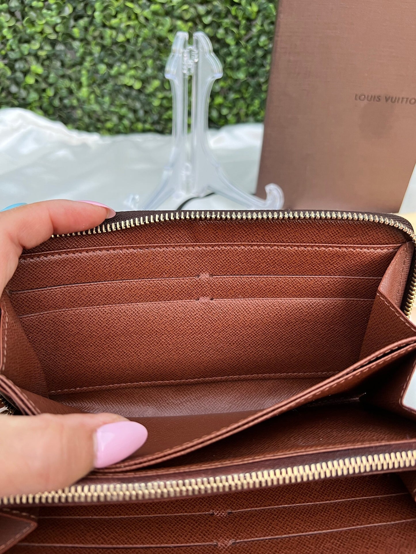 Authentic Preowned Louis Vuitton Limited Edition Stephen Sprouse Roses Zippy Wallet