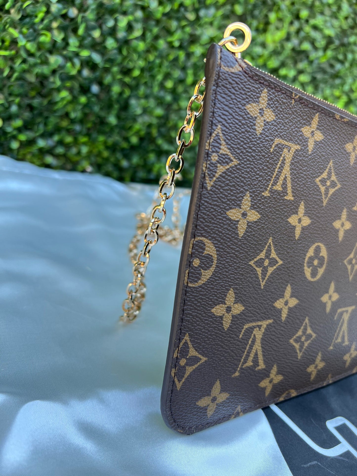 Authentic Preowned LV Neverfull GM Pochette in Fuchsia with Conversion Kit