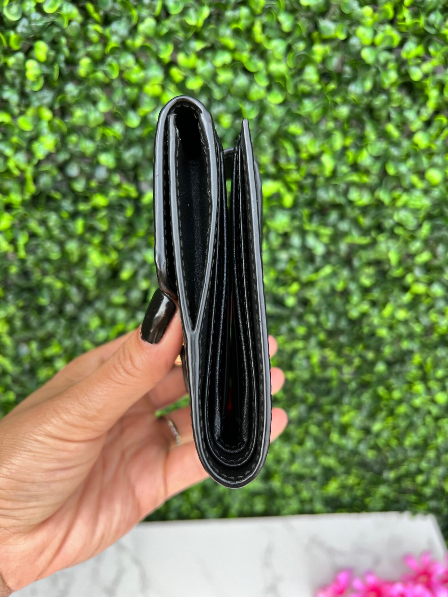 GG Black Leather French Compact Wallet
