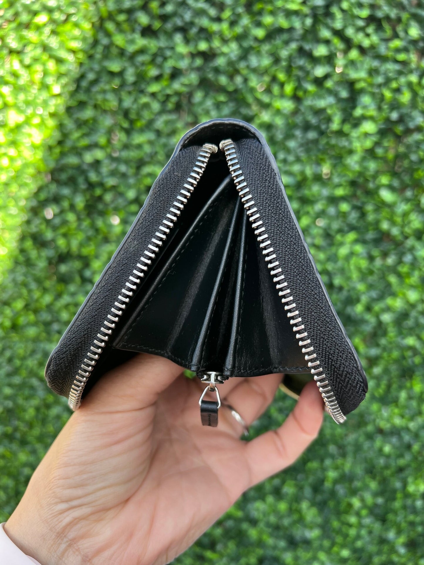 GG Web Zip Around Organizer Wallet Ssima Leather Black