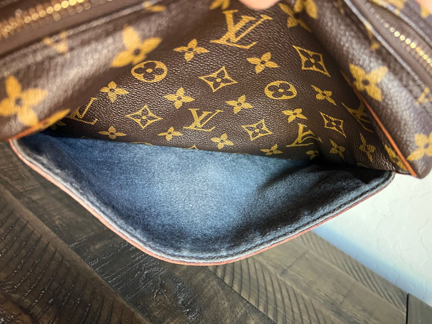 Compiegne 23 Monogram Pochette