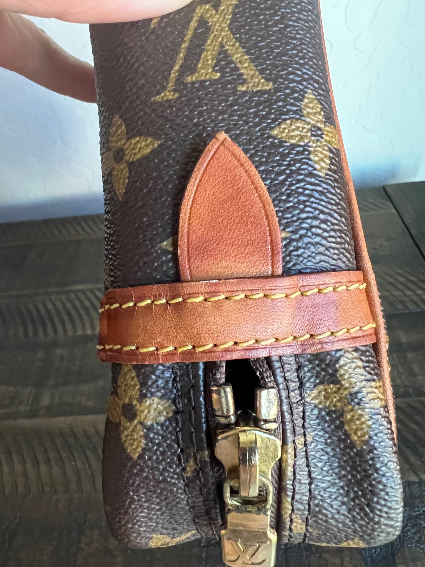 Compiegne 23 Monogram Pochette