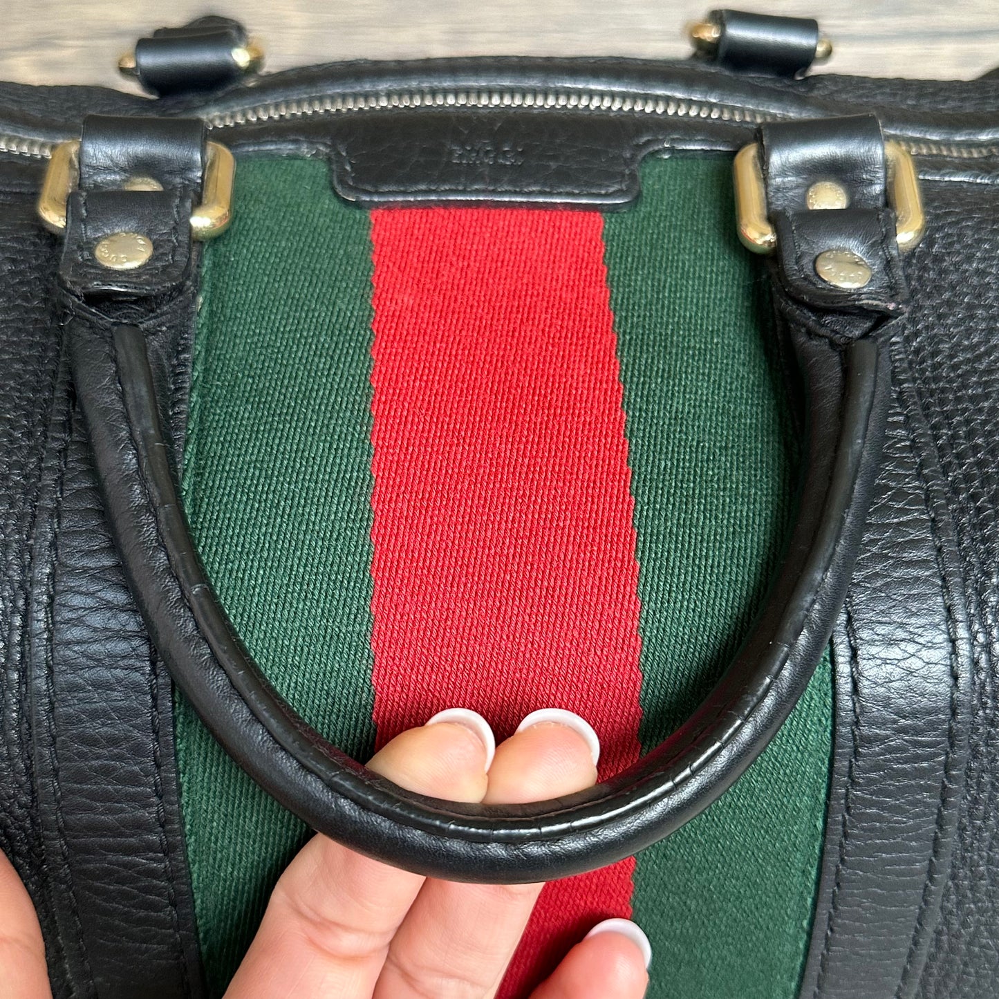 Vintage Web boston bag in black Leather