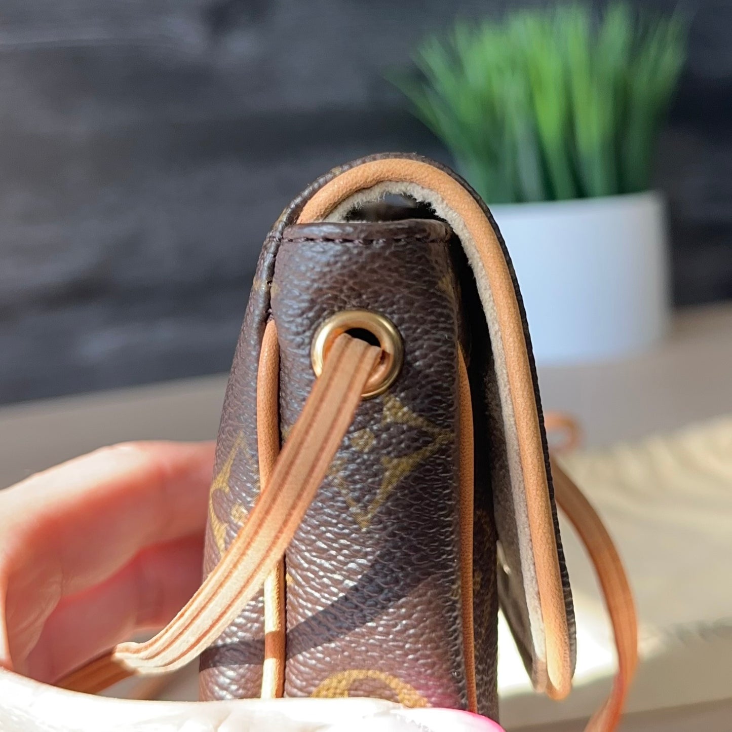 Authentic Preowned Cancun Pochette