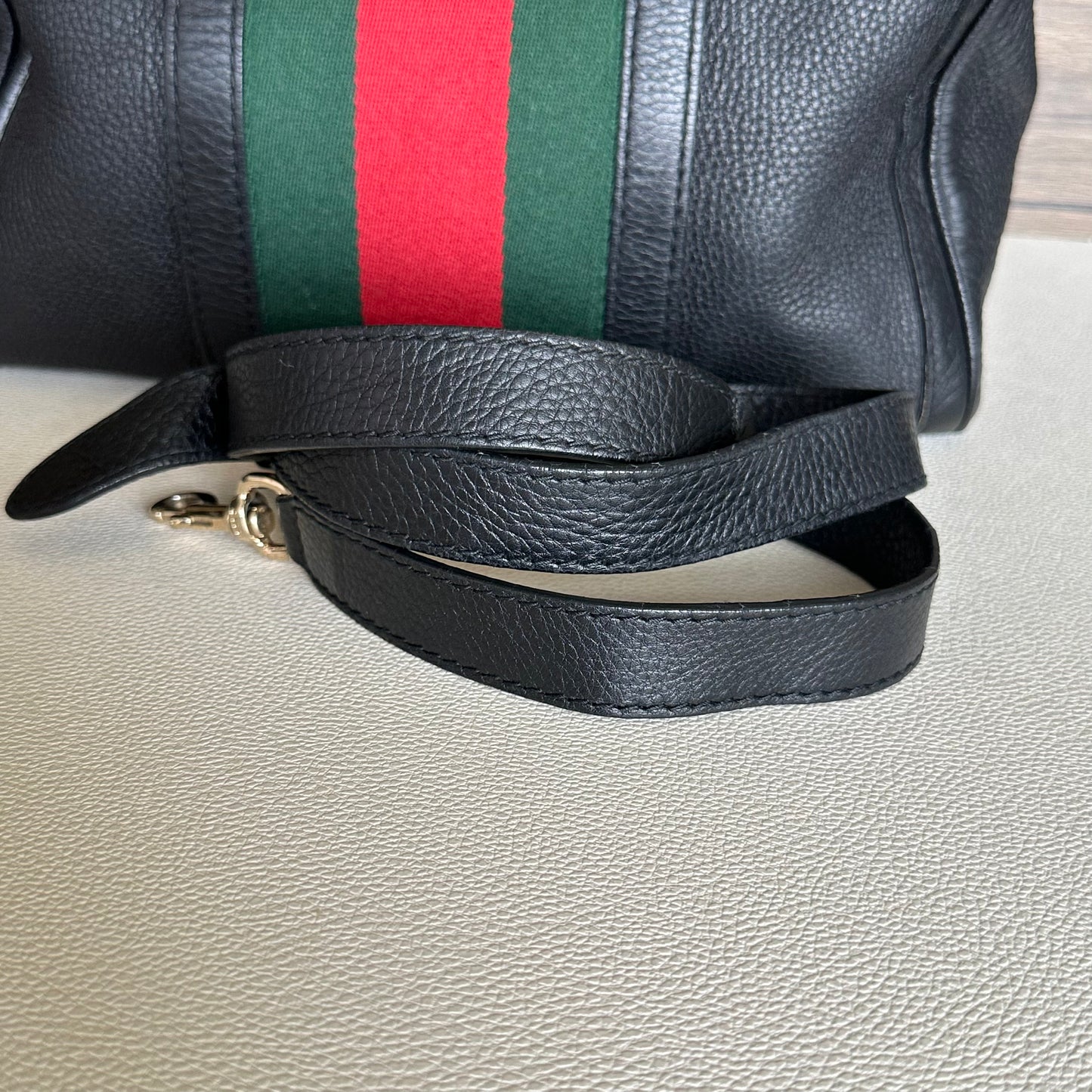 Vintage Web boston bag in black Leather