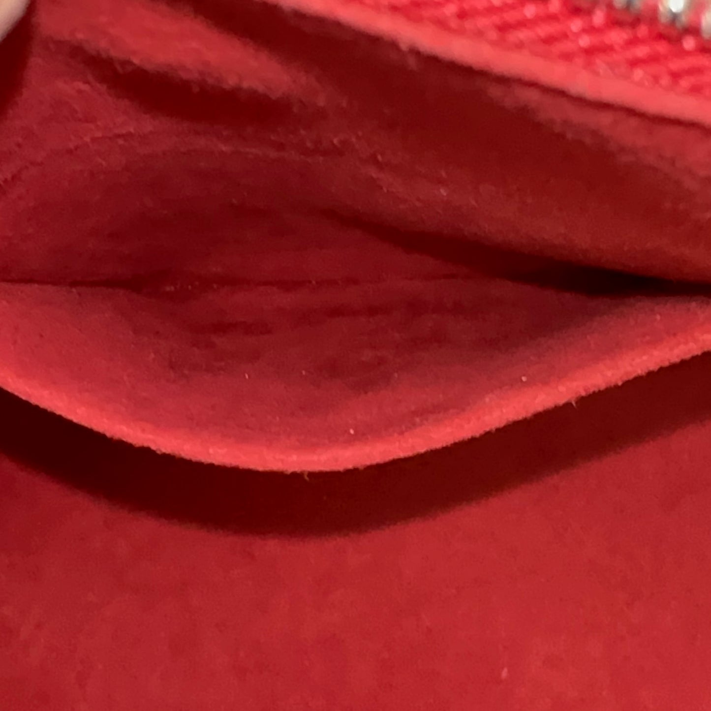 Coquelicot Epi Leather Alma PM