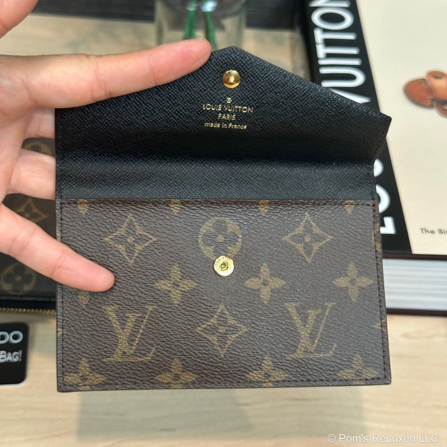 Daily Travel Organizer Wallet Monogram Canvas Noir