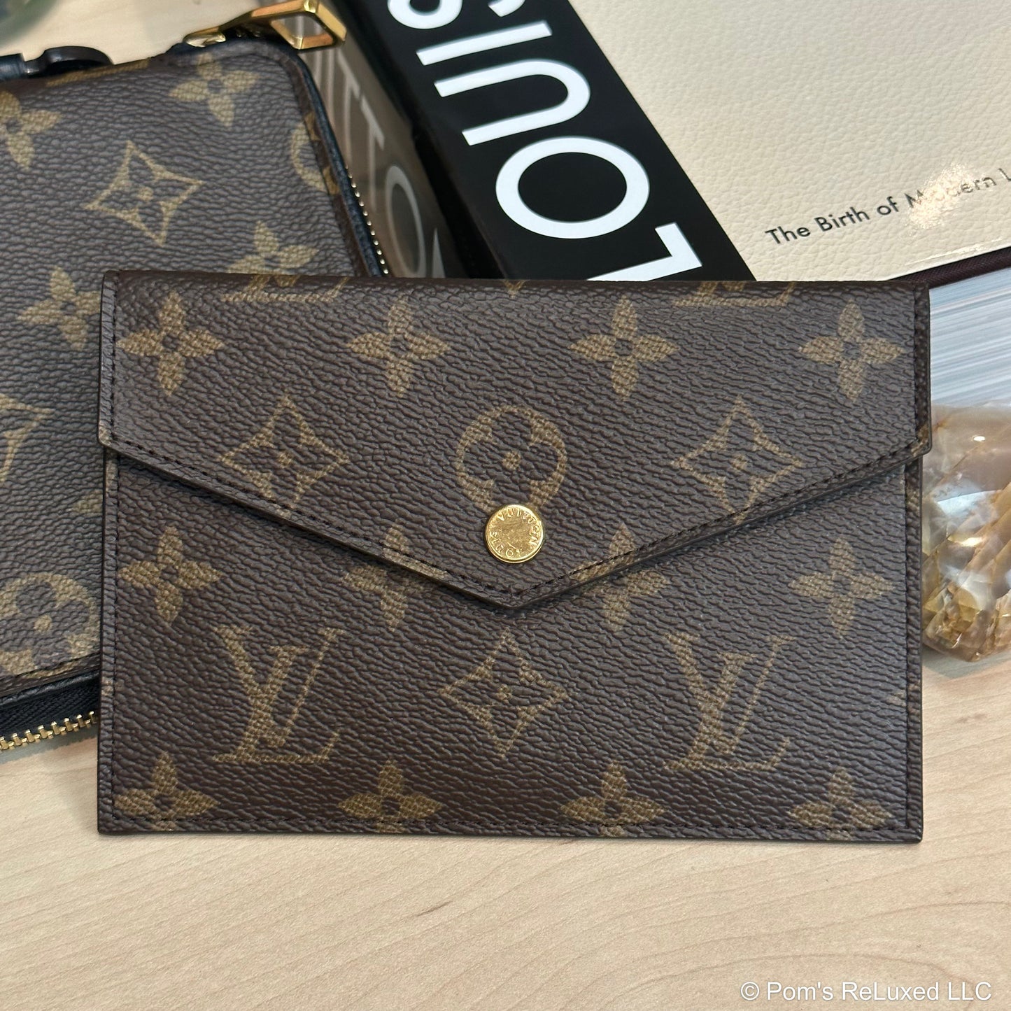 Daily Travel Organizer Wallet Monogram Canvas Noir