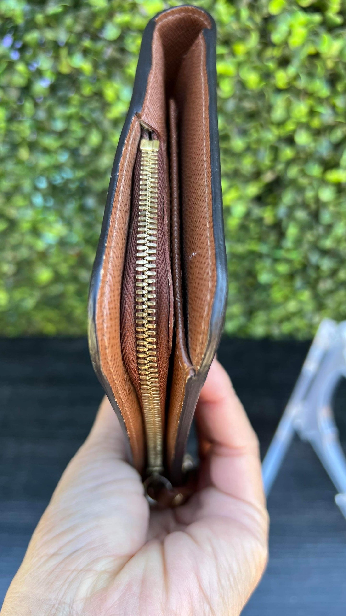 XL Insolite Organizer Wallet
