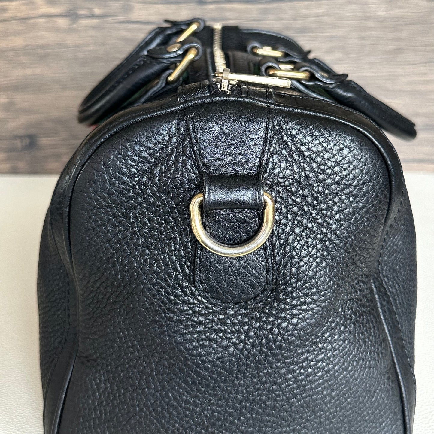 Vintage Web boston bag in black Leather