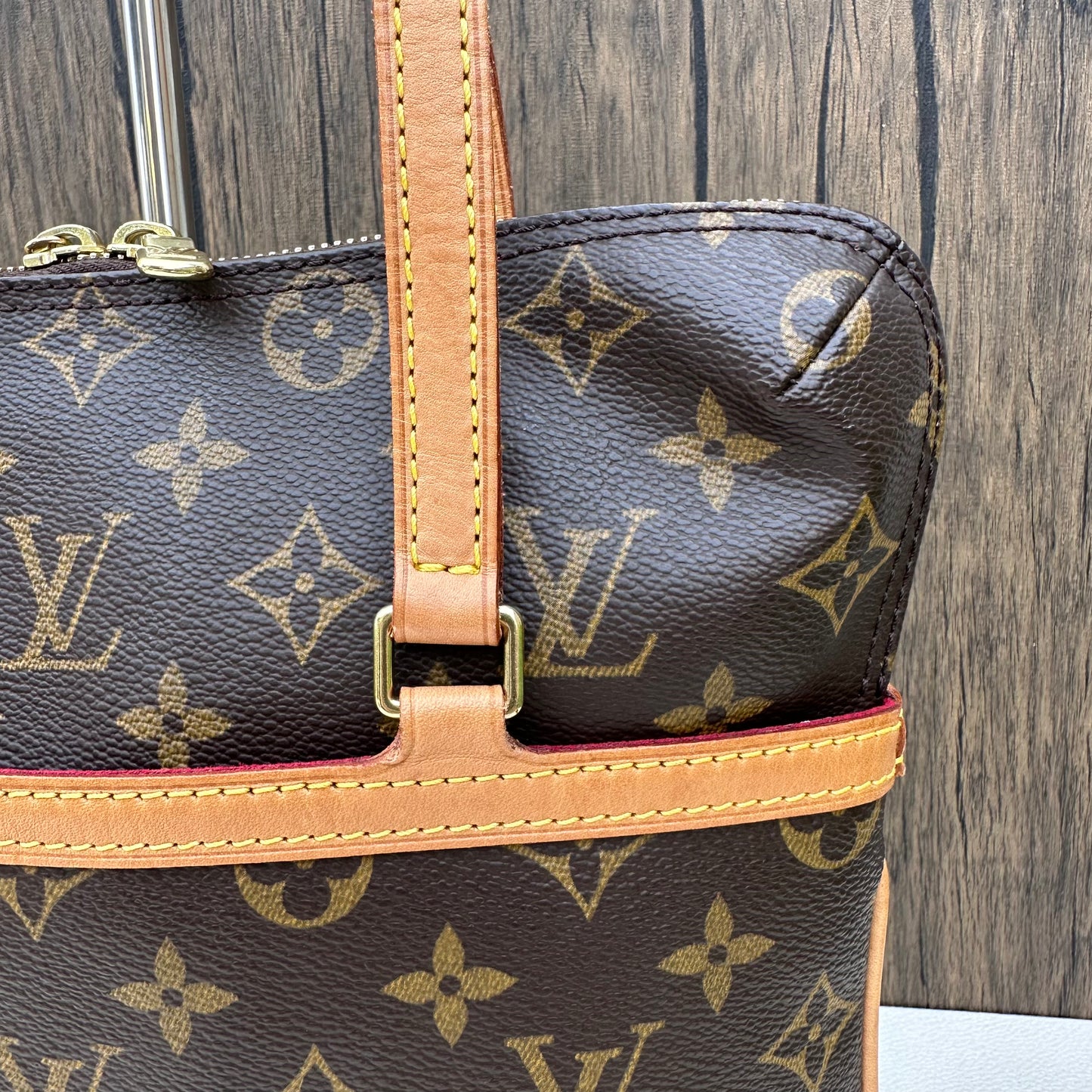 Louis Vuitton Sac Coussin GM Monogram Canvas