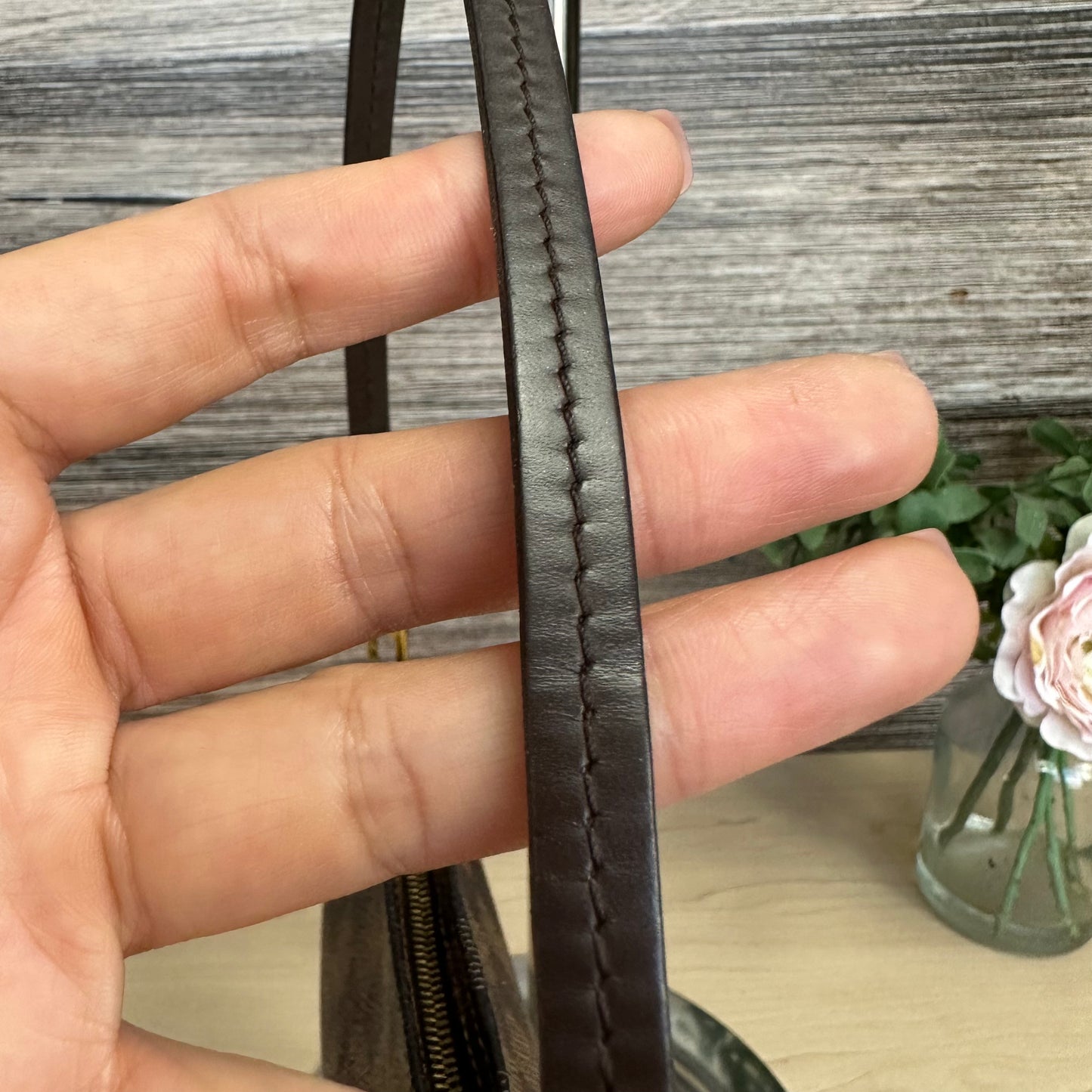Damier Ebene Navona Pochette Accessories