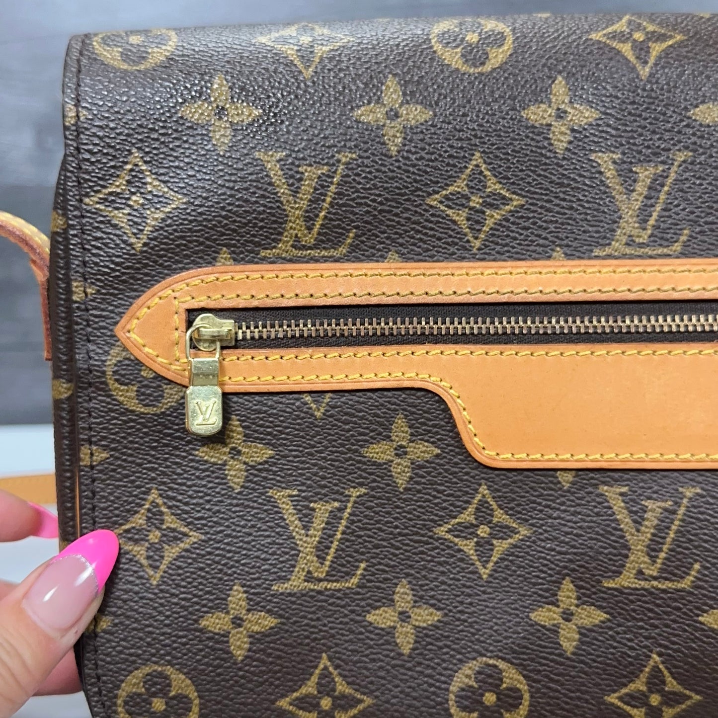 Authentic Vintage Louis Vuitton Saint Germain GM