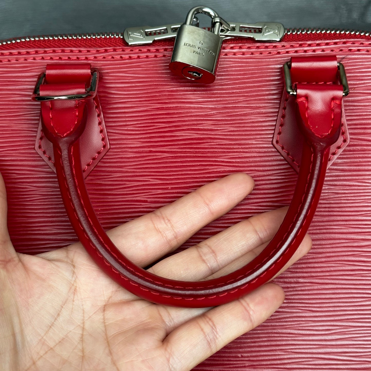 Coquelicot Epi Leather Alma PM