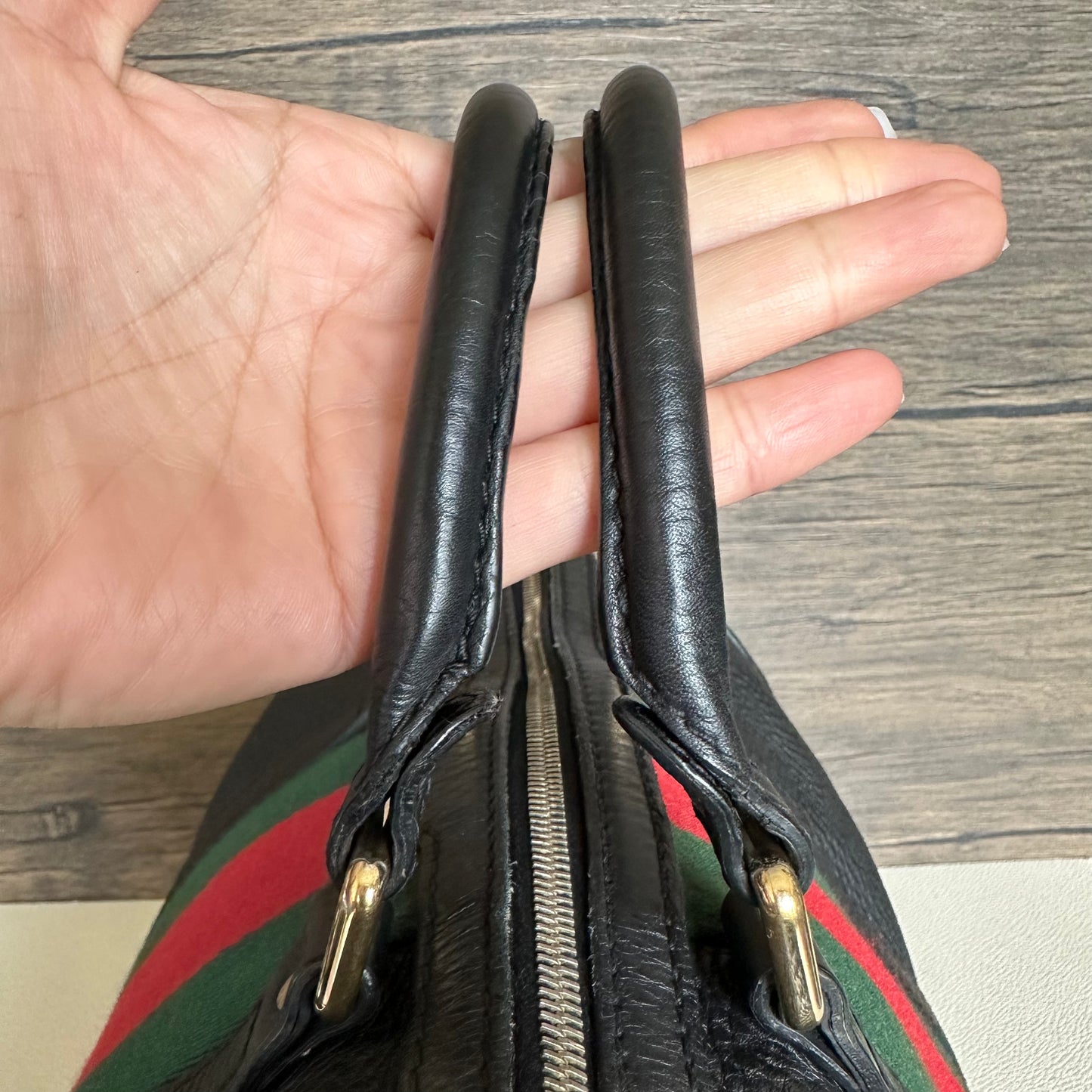 Vintage Web boston bag in black Leather
