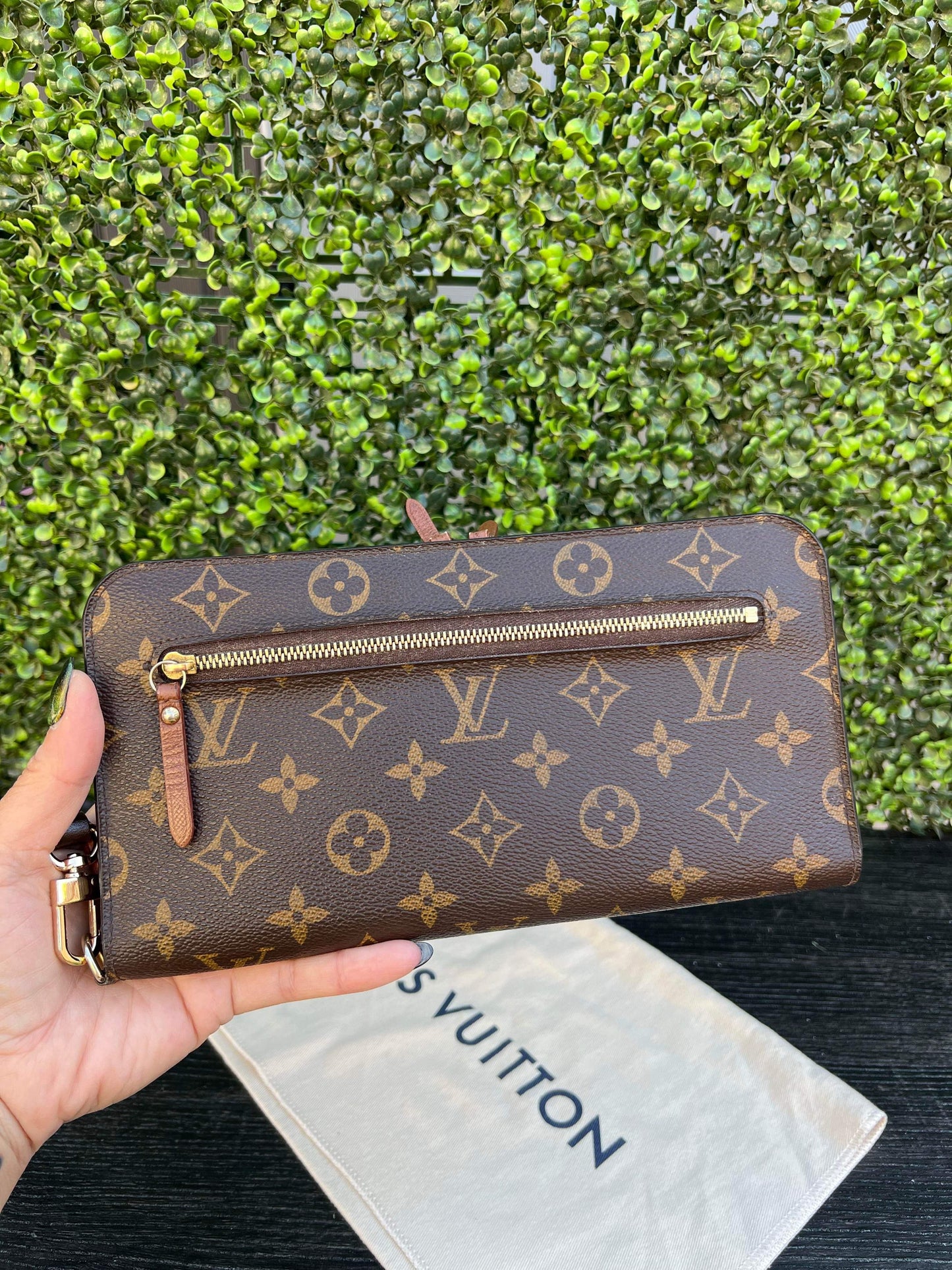 XL Insolite Organizer Wallet