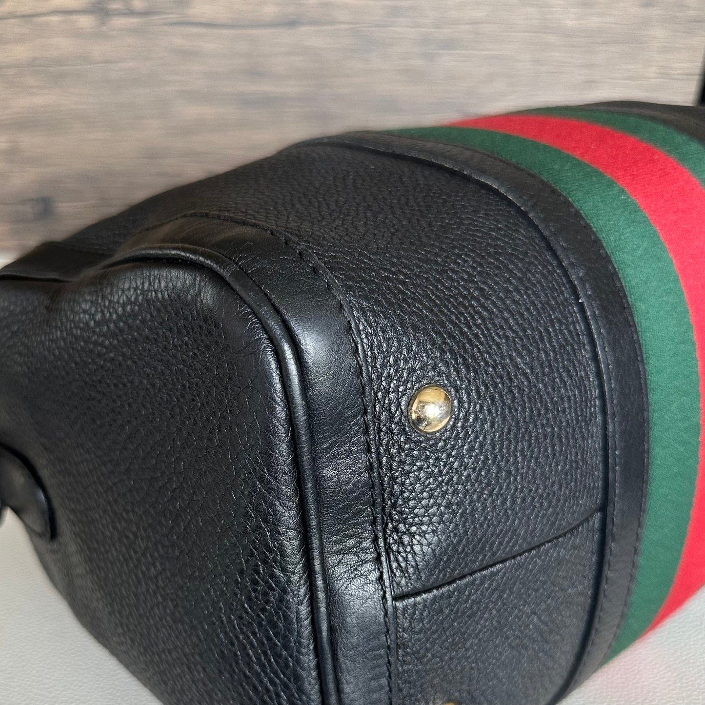 Vintage Web boston bag in black Leather