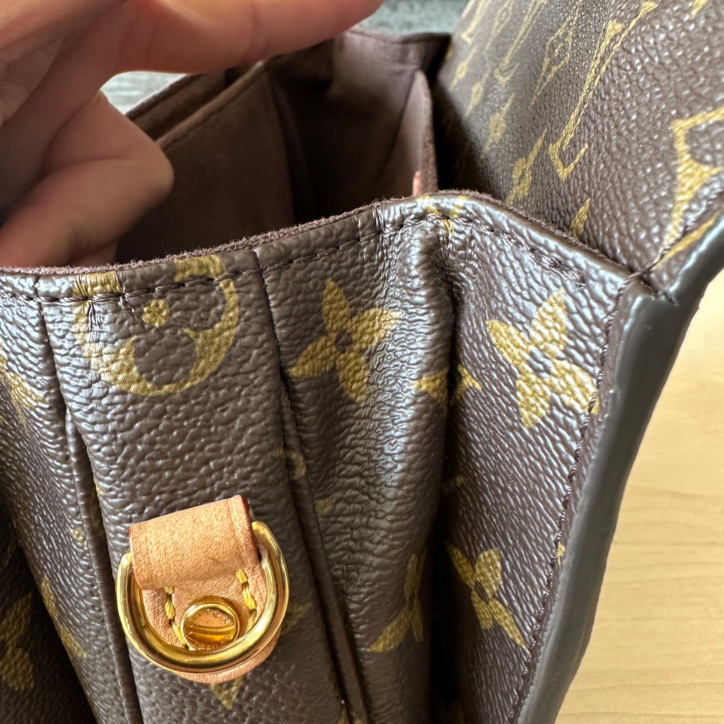Authentic Preowned Louis Vuitton Pochette Metis