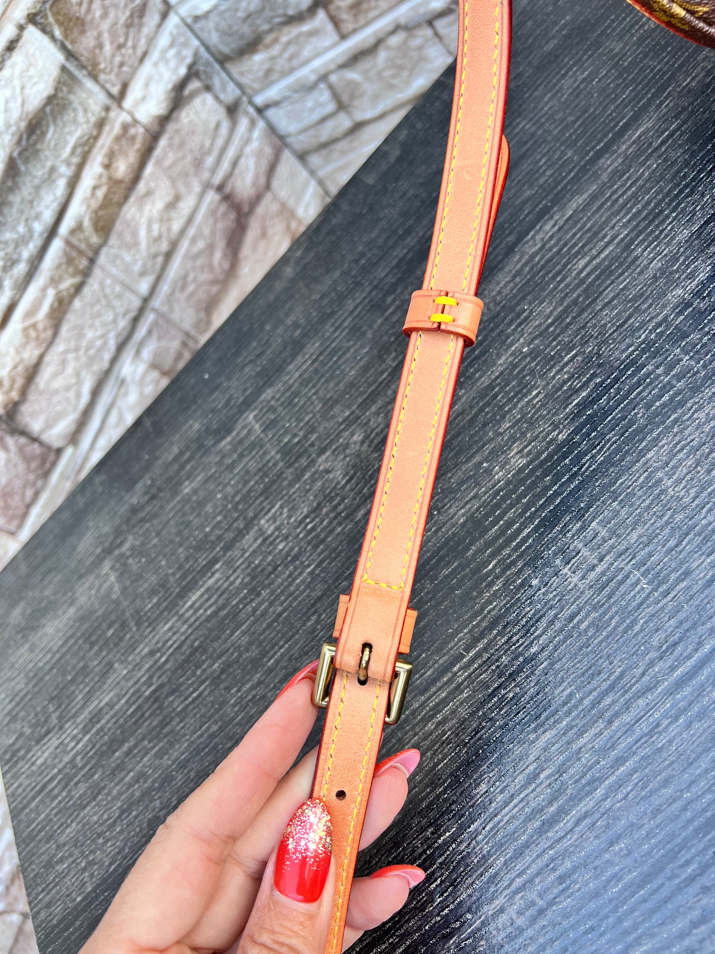 Vintage Chantilly PM Crossbody Bag